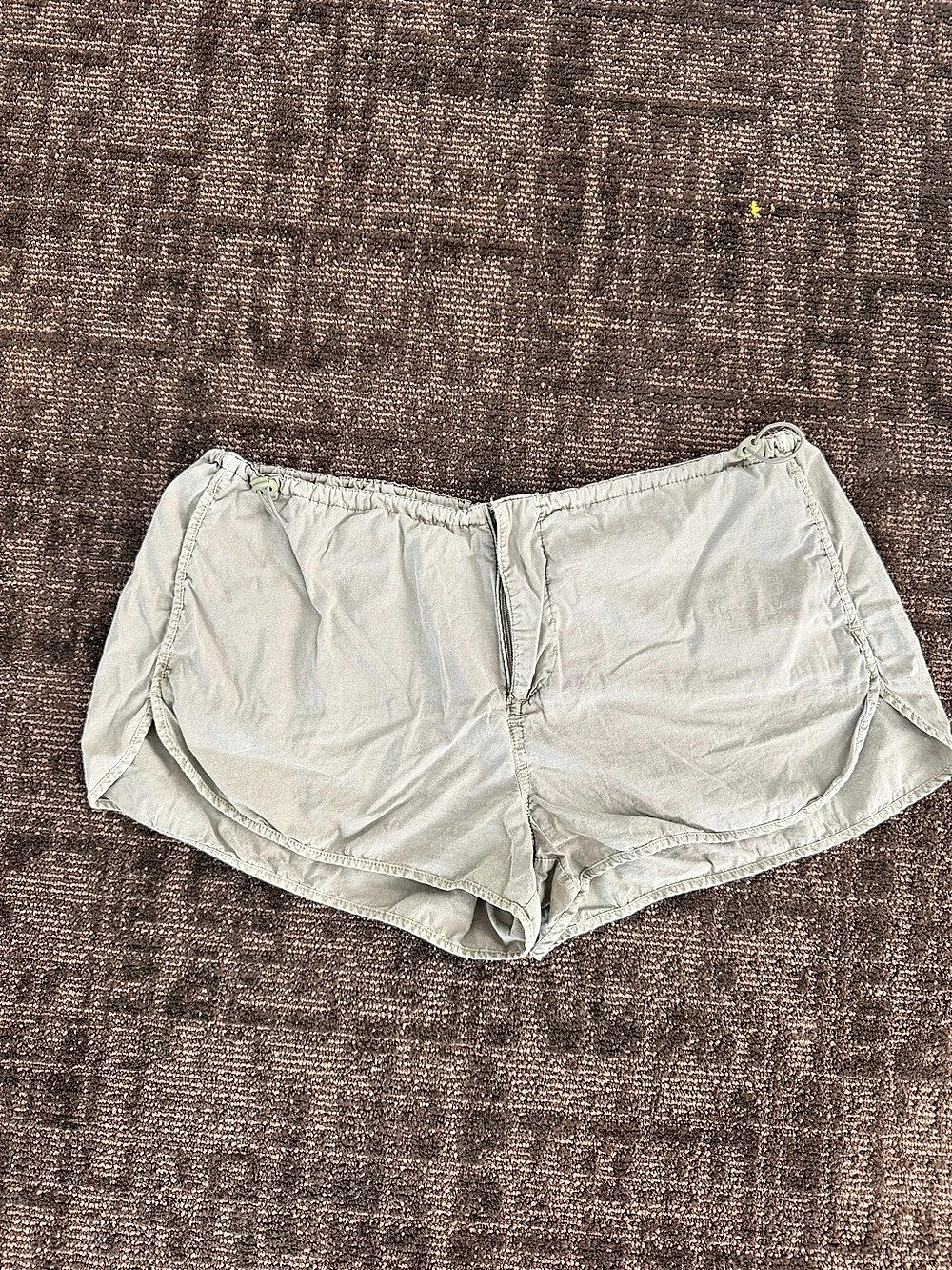 Army green drawstring shorts